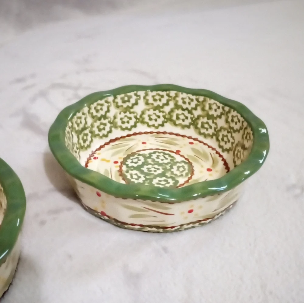 Temptations By Tara Oven To Table Old World Green Mini Pie Baker